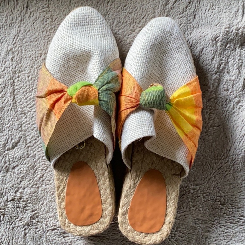 Colorful Closed Wedge Sandals S7